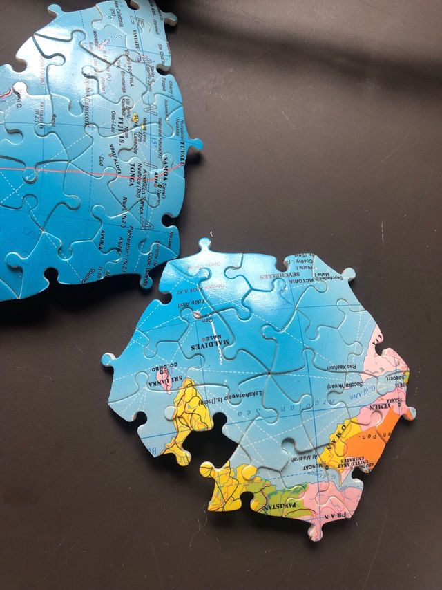 Puzzle bola mundo 3d