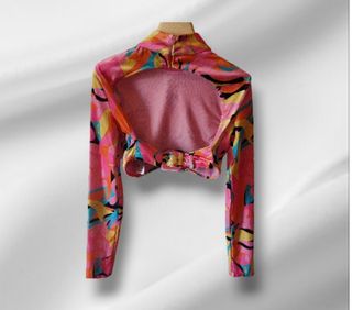 Top multicolor espalda al aire "Bershka