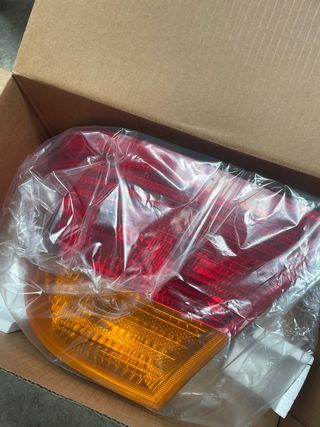 Faro trasero derecho e46