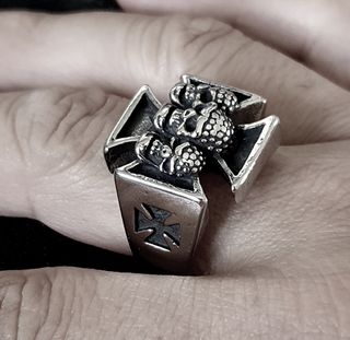 ANILLO ACERO CRUZ MALTA SKULL