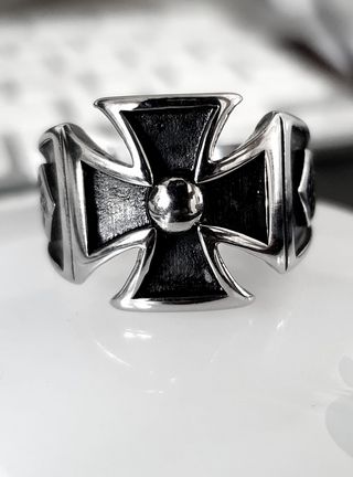 ANILLO ACERO CRUZ DE MALTA