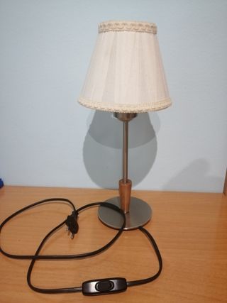 Lámpara de mesa