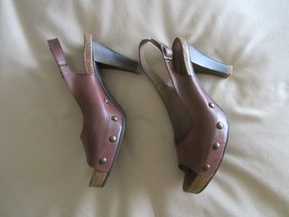 Sandalias de piel, núm 37