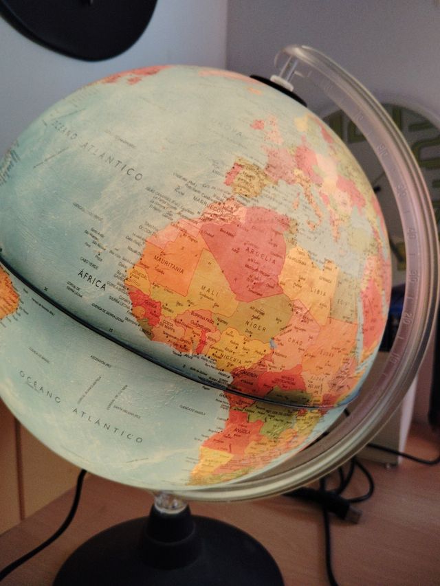 Lampara de la bola el mundo