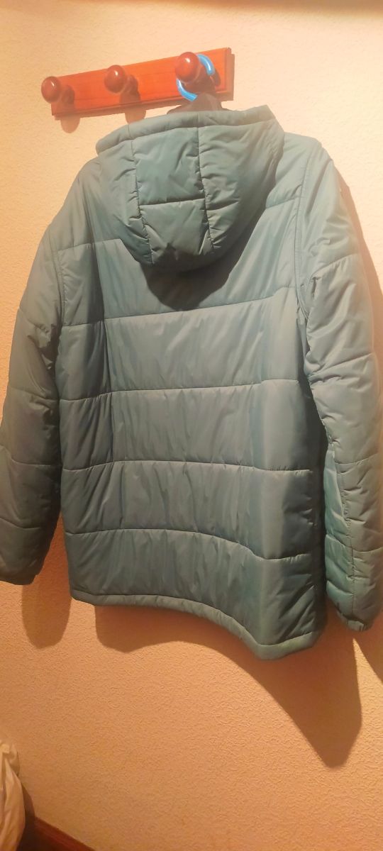 Chamarra de hombre. VANS. Talla L