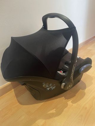 Maxicosi con complementos