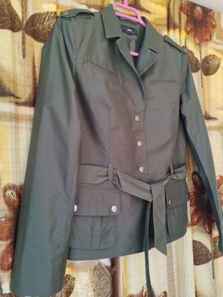 Blazer parka cropped nueva H&M T.S