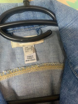 Cazadora vaquera de “mango”