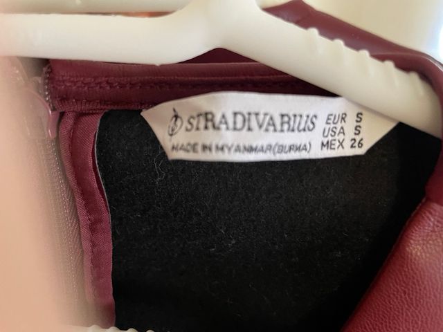 Vestido polipiel Stradivarius