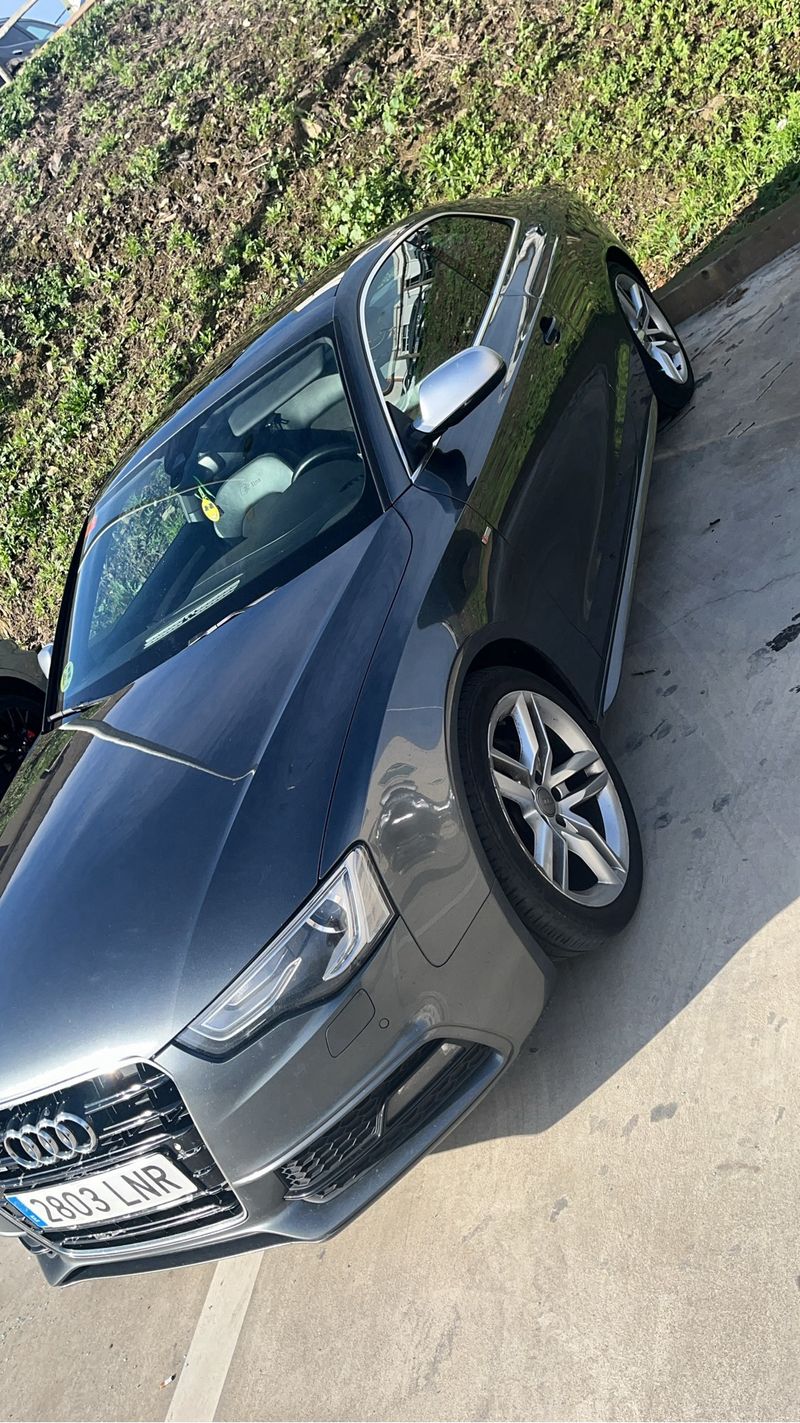 Audi A5 2012 - foto 1
