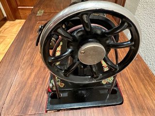 Maquina de coser SINGER