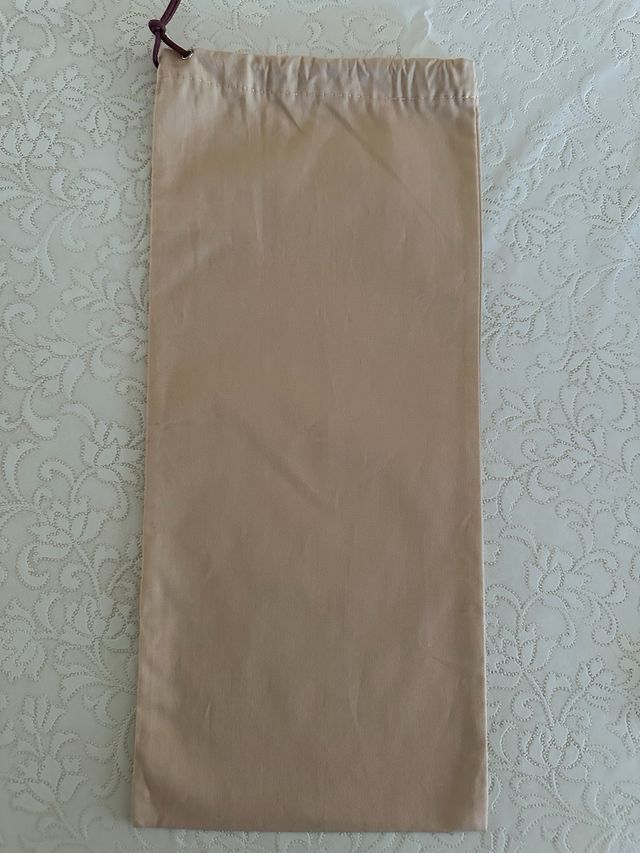 Dust bag Gucci ( originale ) entrambe e nastro