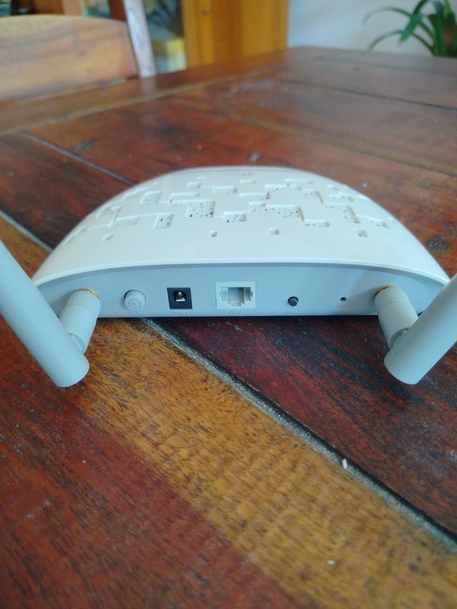 TP LINK modem router