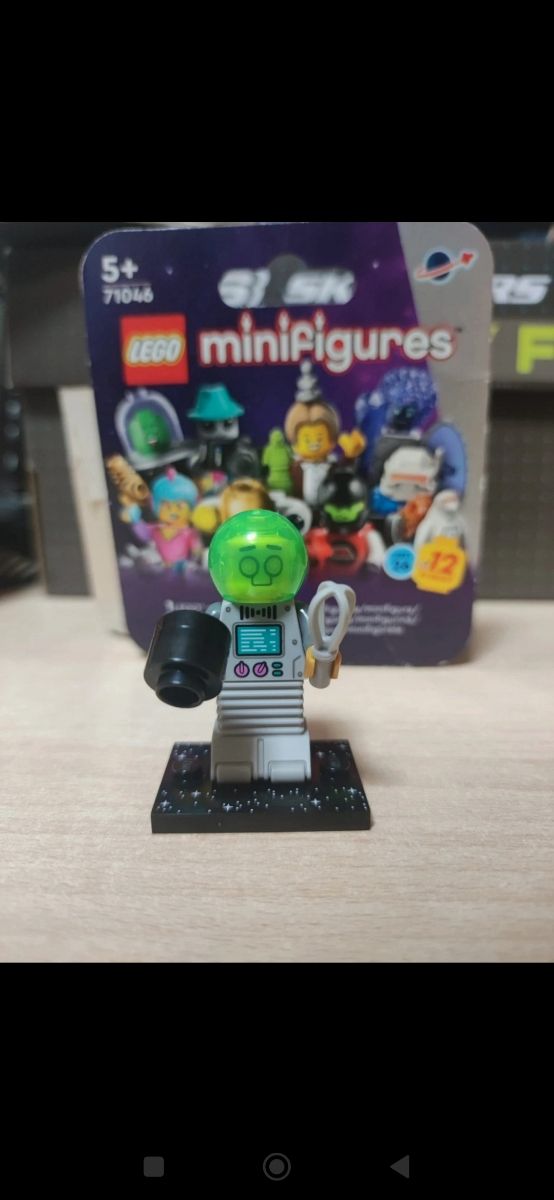MINIFIGURA ROBOT LEGO SERIE 26