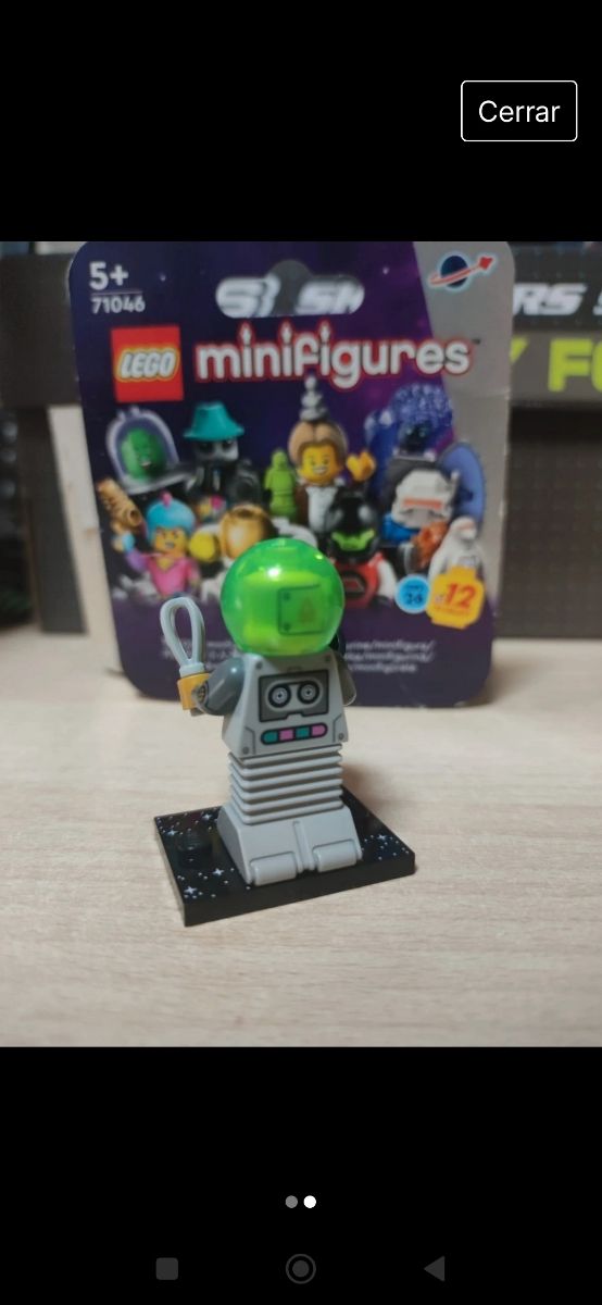 MINIFIGURA ROBOT LEGO SERIE 26