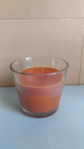 Candela in vaso di vetro 