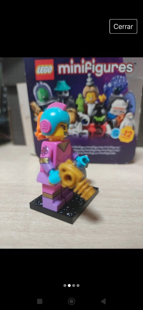 MINIFIGURA LEGO CHICA ASTRONAUTA VINTAGE SERIE 26