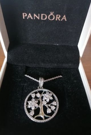 Colgante PANDORA árbol de la vida.