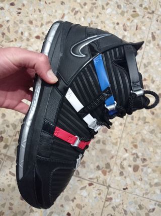 Zapatillas baloncesto LeBron