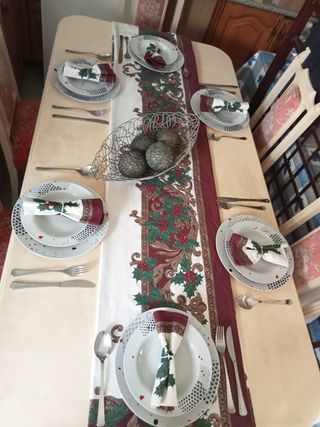 Mesa comedor con 6 sillas vintage