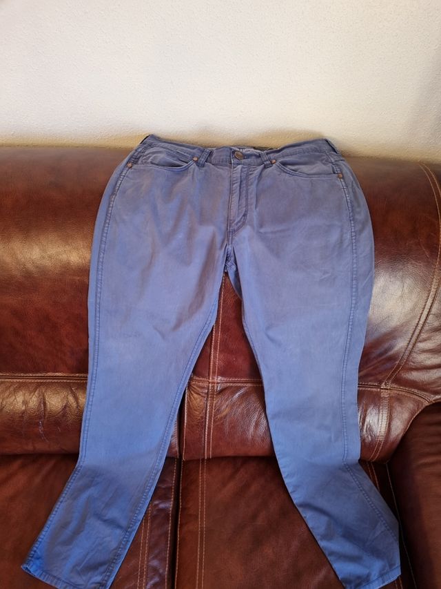 3 Pantalones Wrangler hombre  t 44