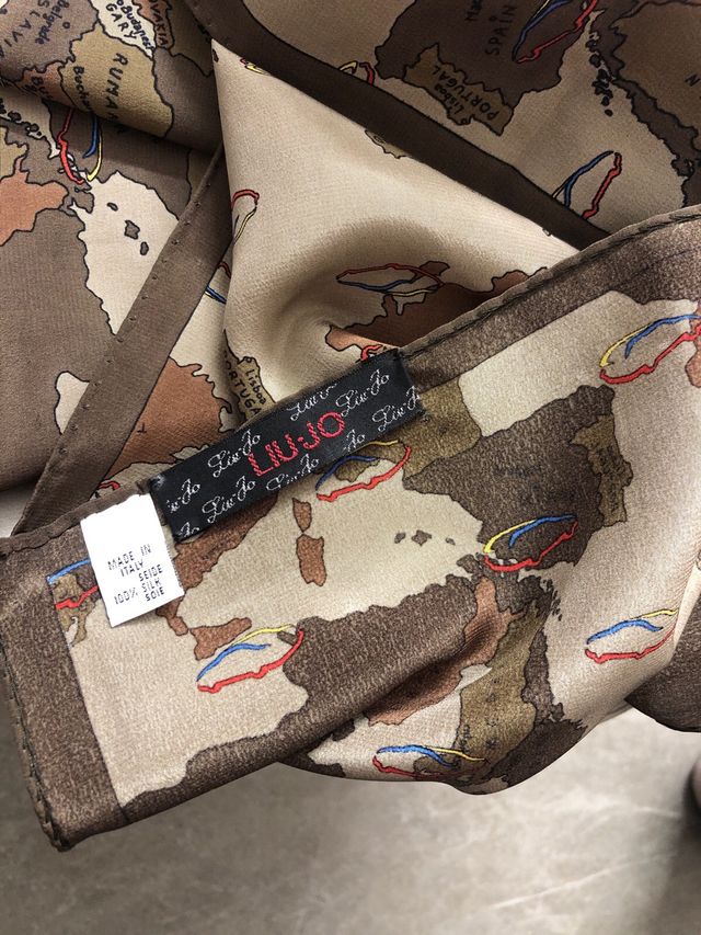 Foulard 124x30 in pur seta 