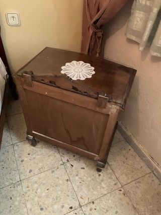 Mesilla de noche vintage