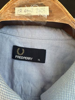 FRED PERRY camisa azul cielo talla XL