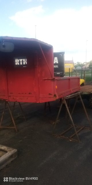 Caja tractocarro Lander