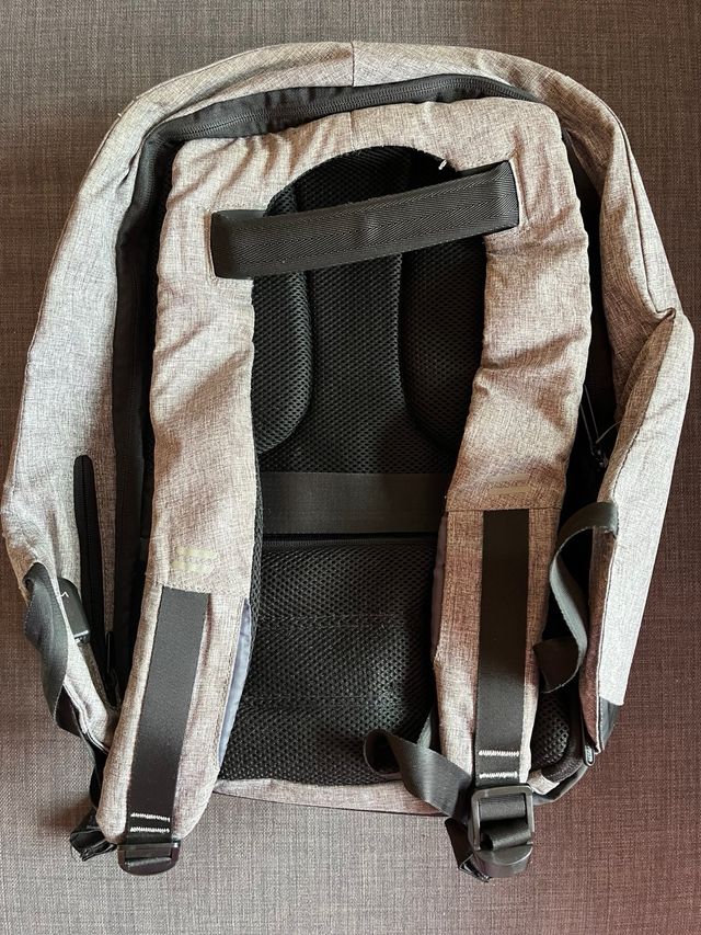 Mochila antirrobo Bobby Hero - Xd Design