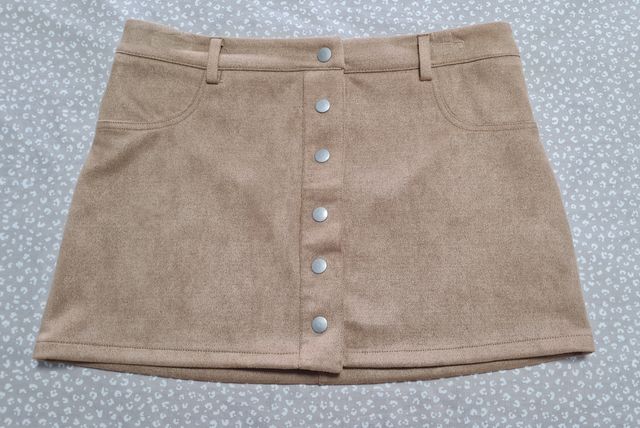 Falda corta antelina