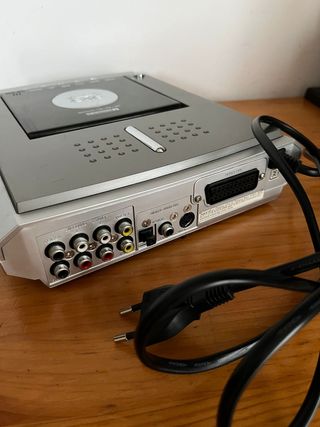 Reproductor de DVD y CD