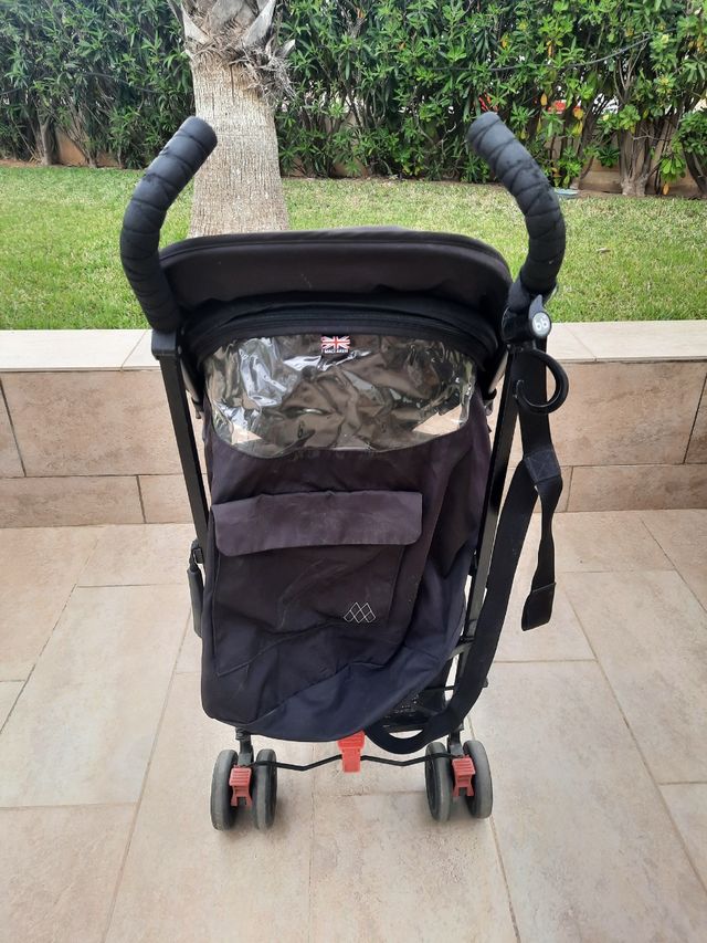 Maclaren Quest negra - rebajada