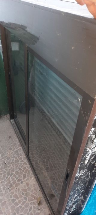 Ventana de aluminio 