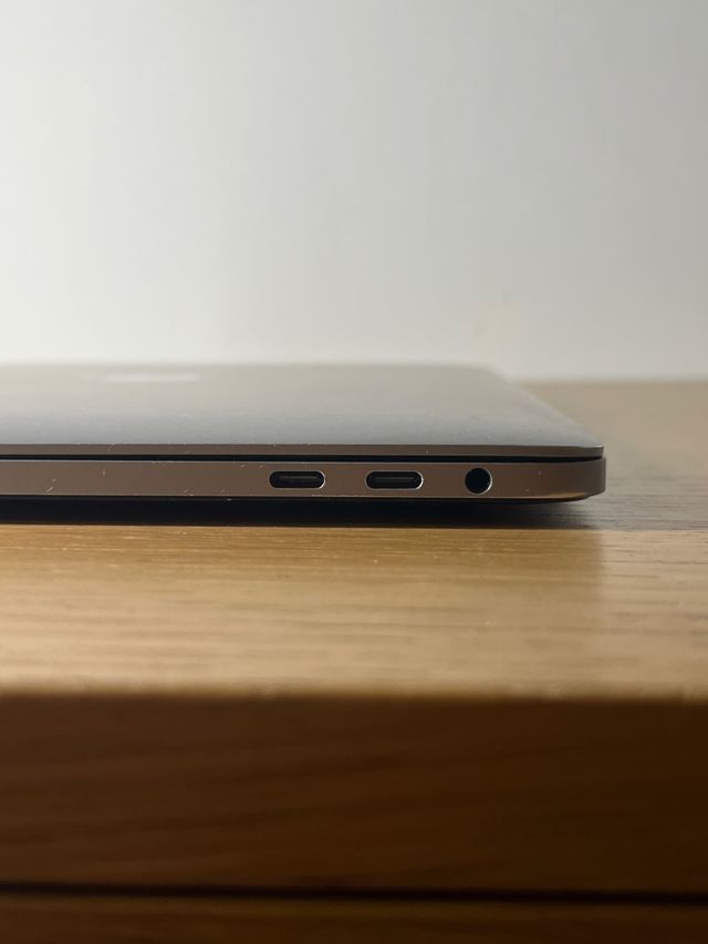 Macbook Pro Touch Bar