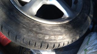 Llanta 15 4x100 +Neumático Firestone sin estrenar