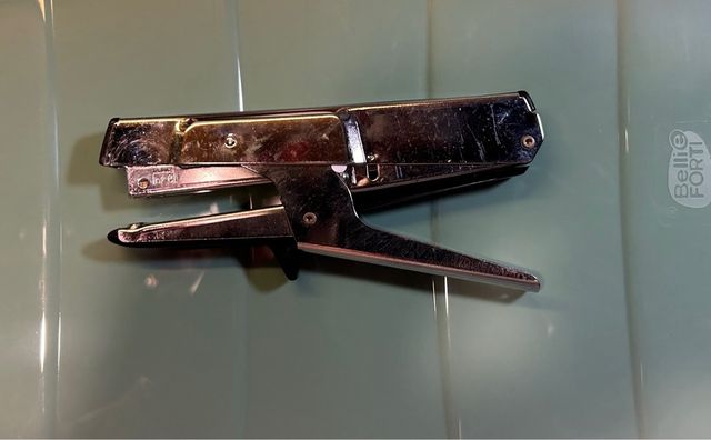 Cucitrice Pinzatrice ESSELTE 168