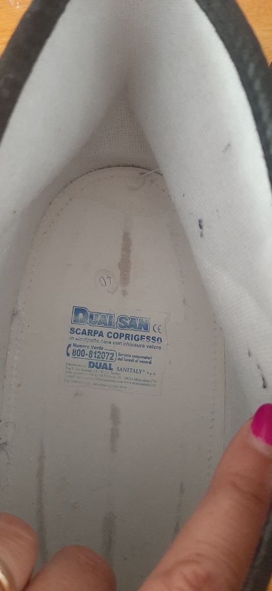 Scarpe copri gesso nere. Mis 40