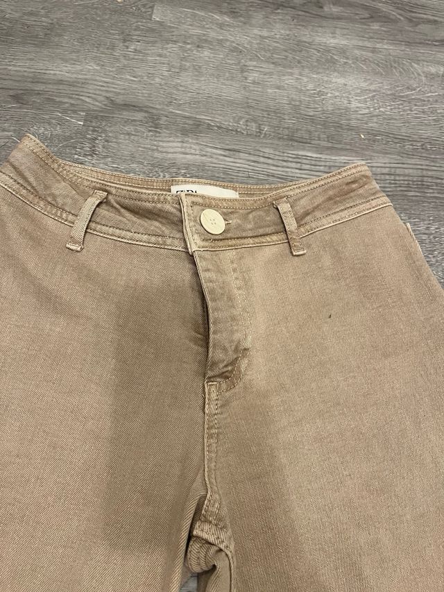 Pantalones campana zara beige