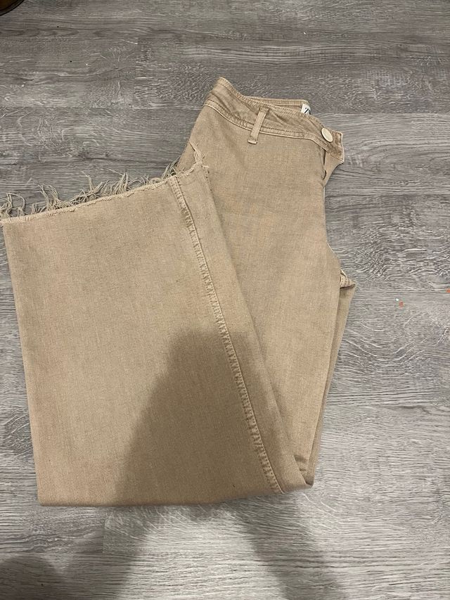 Pantalones campana zara beige