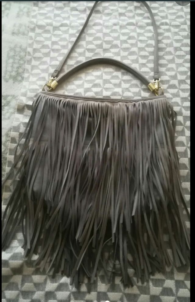 Bolso flecos
