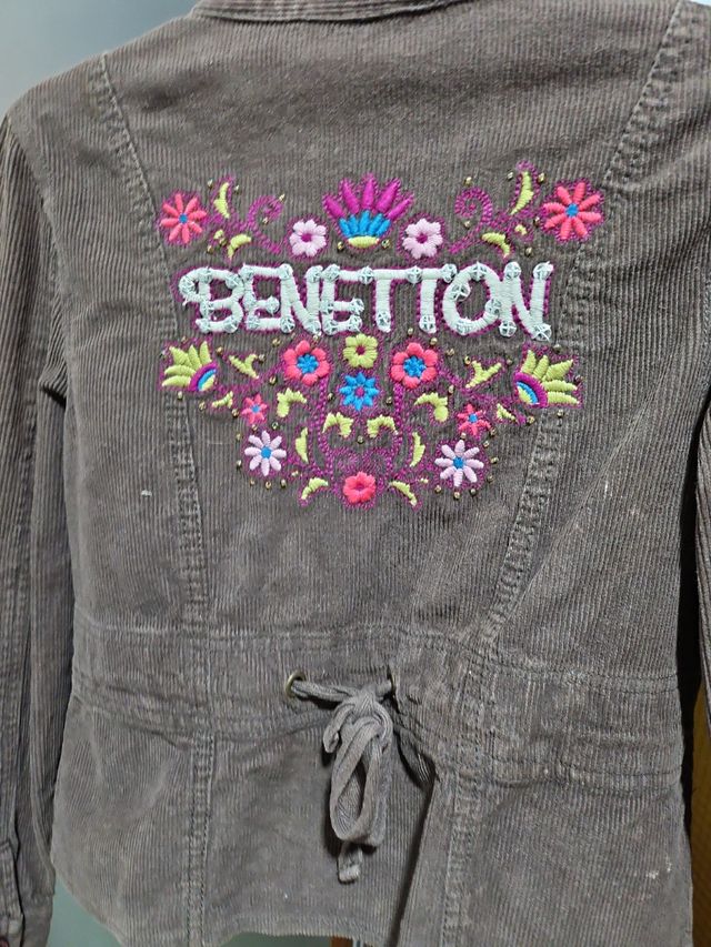 Chaqueta de pana marrón, talla 8 años