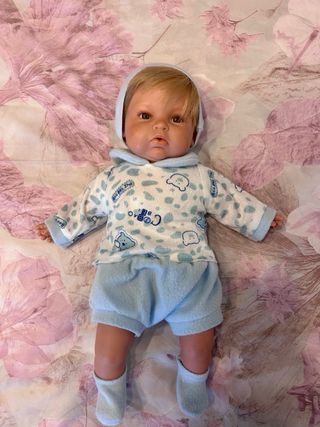 Muñeca niño