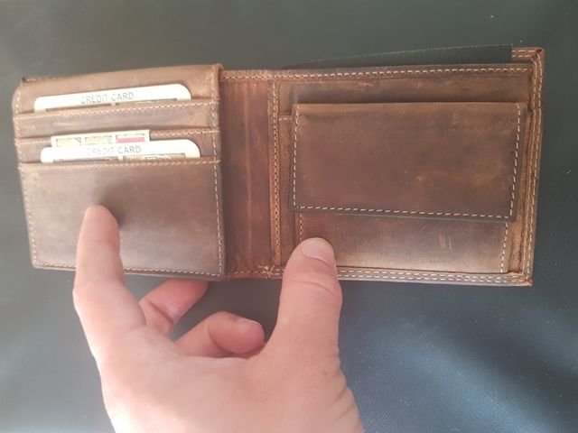 Portafoglio in vera pelle