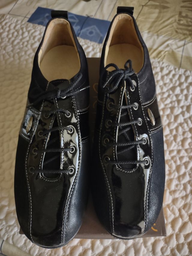 Scarpe donna pelle stringate n. 41