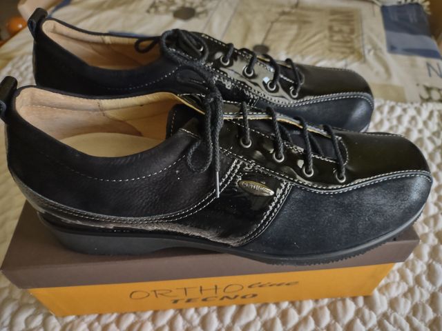 Scarpe donna pelle stringate n. 41