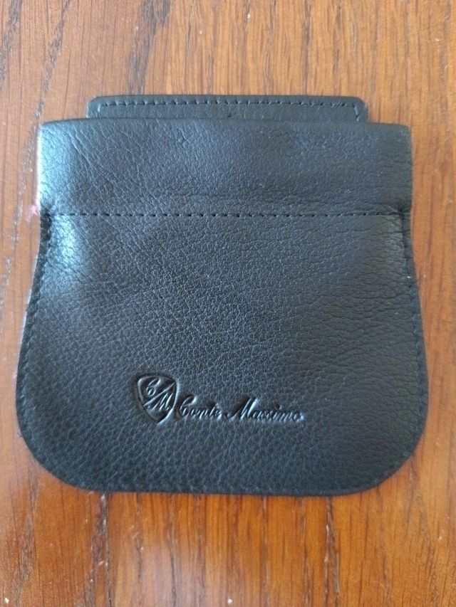 Porta spiccioli in pelle nera