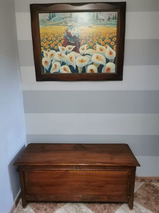arcón de madera estilo colonial y rustico