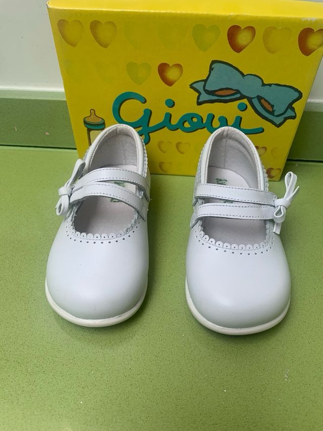 Zapatos niña 22
