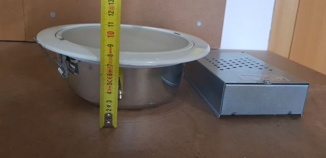 Downlight fluorescente empotrable 